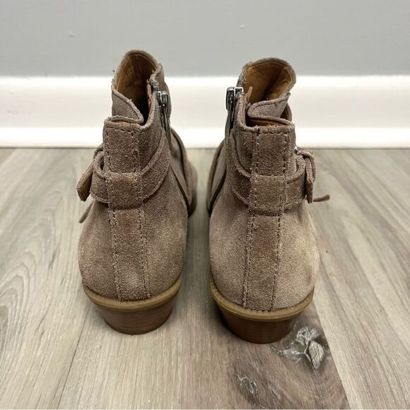 Franco Sarto Booties Women’s 7.5 Rynn Tan Suede Leather Double Buckle Ankle - Picture 6 of 9